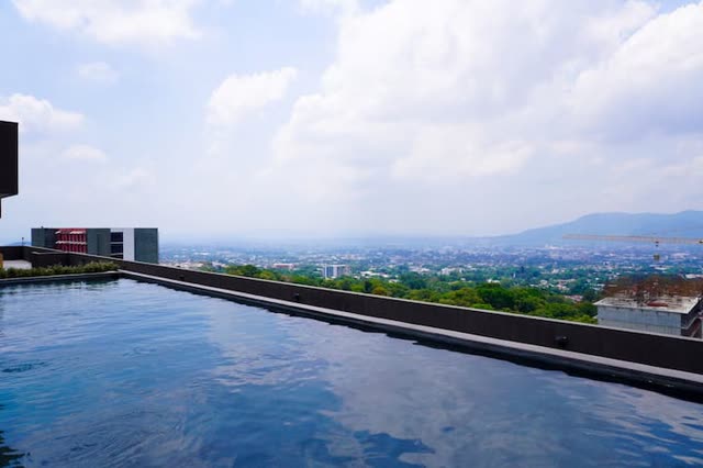 Vista Tower 5