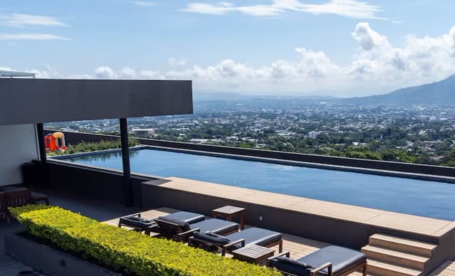 Vista Tower 3